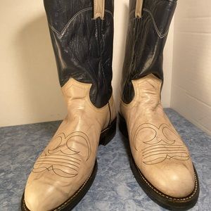 Justin Cowboy Boots size 5B